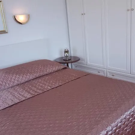 Apartament Sara